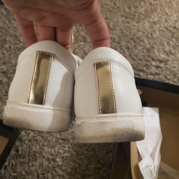 Kenneth Cole white sneakers. Only own once. - Picture 2 of 3
